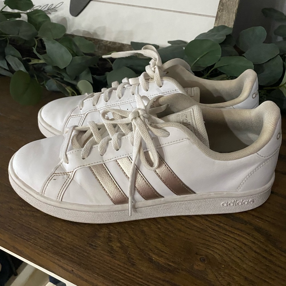 Adidas women’s shoes